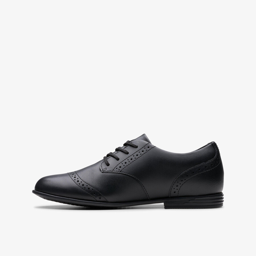 finja brogue older - zwart leer