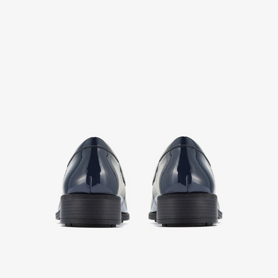 havisham edge loafer - marineblauw lakleer