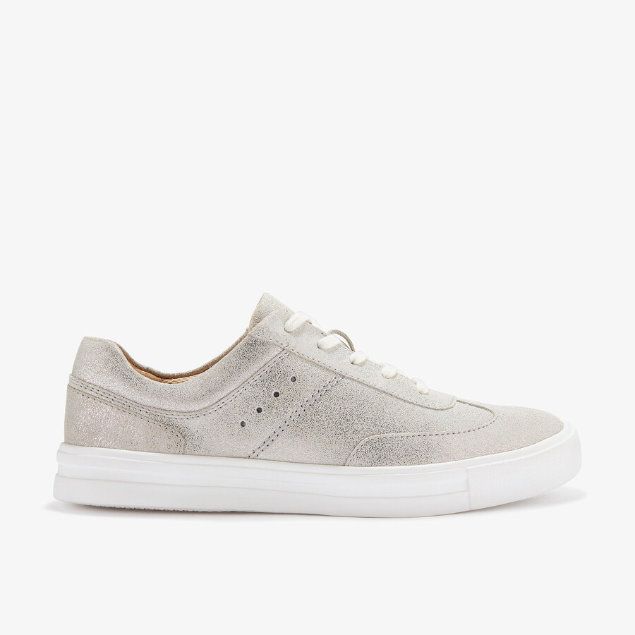 makea court - metallic leer