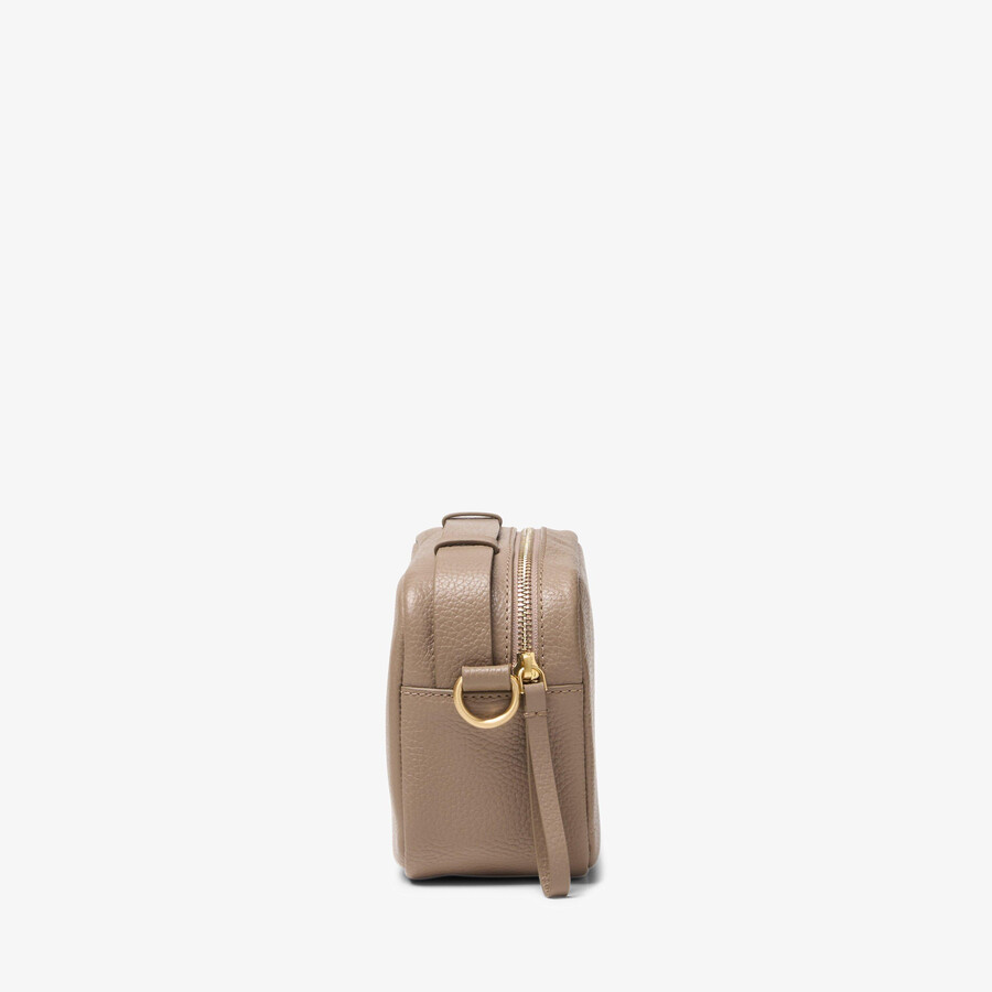 camera cross - pebble leather