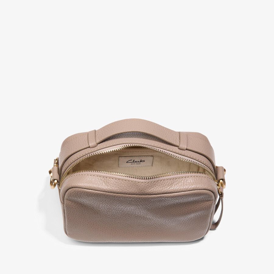 camera cross - pebble leather